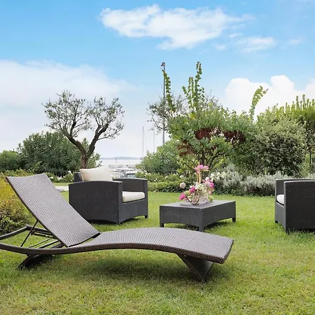 Apartment Dani Garda View